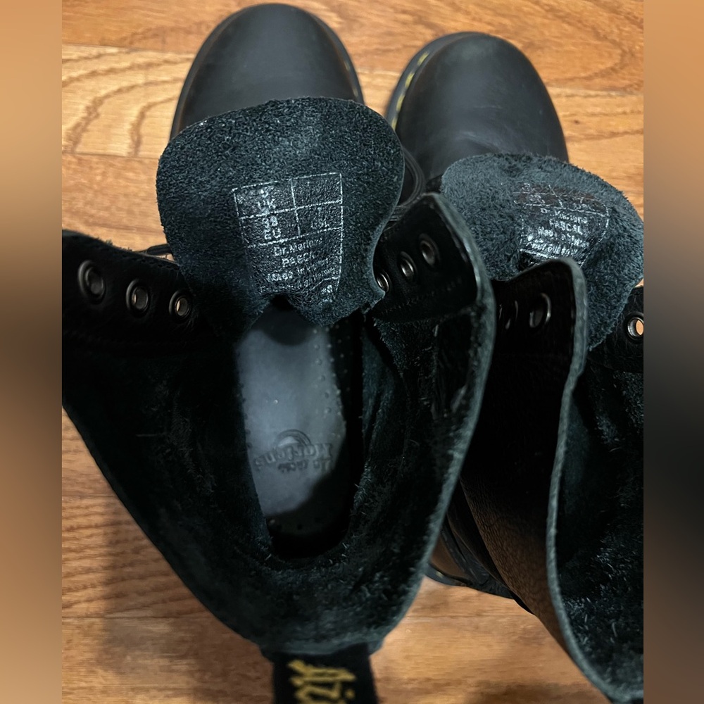Dr Martens Pascal soft leather black combat boots, sz7 women’s - Picture 7 of 8